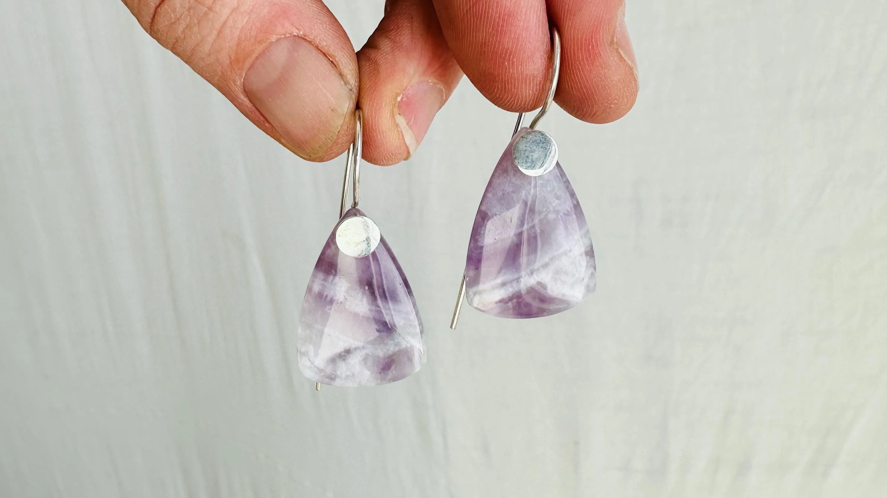 Amethyst & Sterling Silver Drop Earrings. 2699