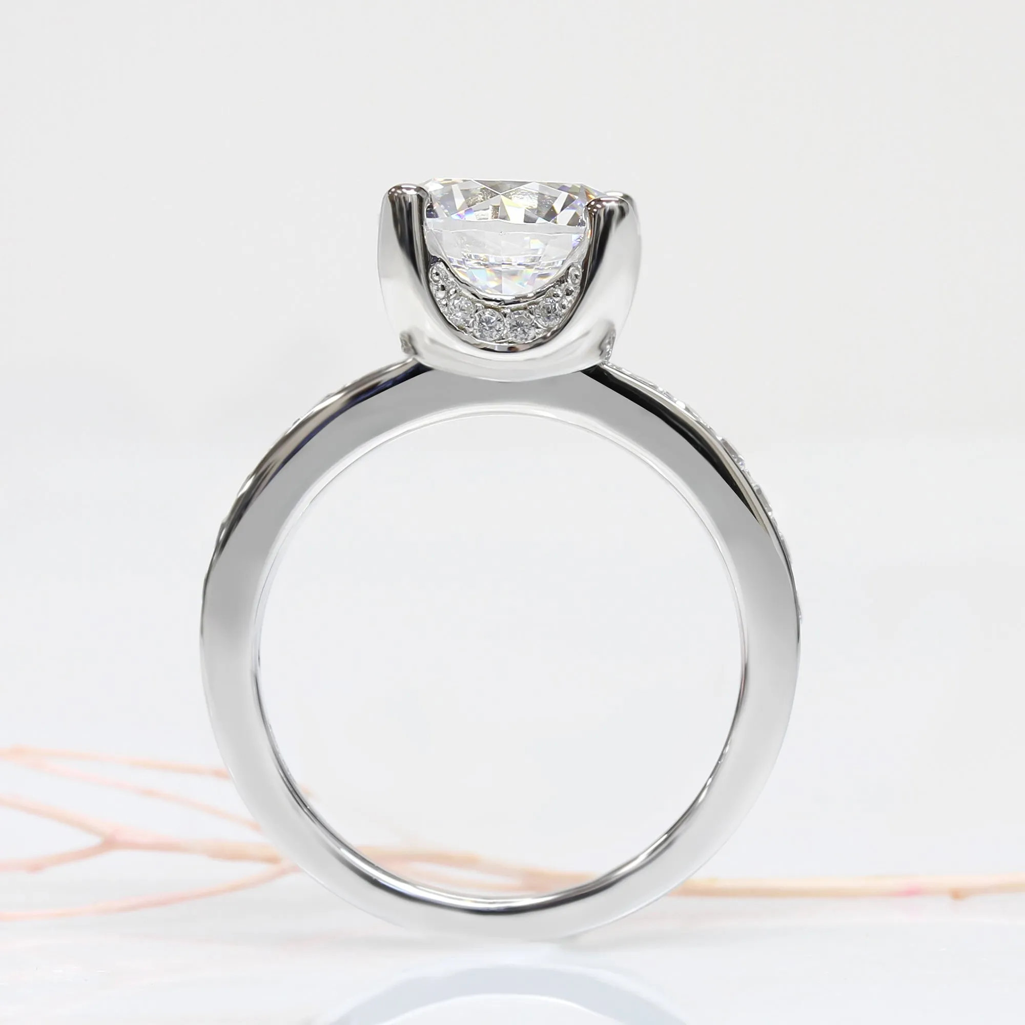 Brilliant 2.75 CT Solitaire Ring