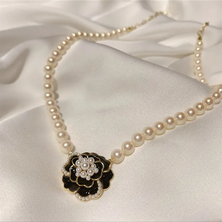 Camellia Pearl Elegant Clavicle Necklace