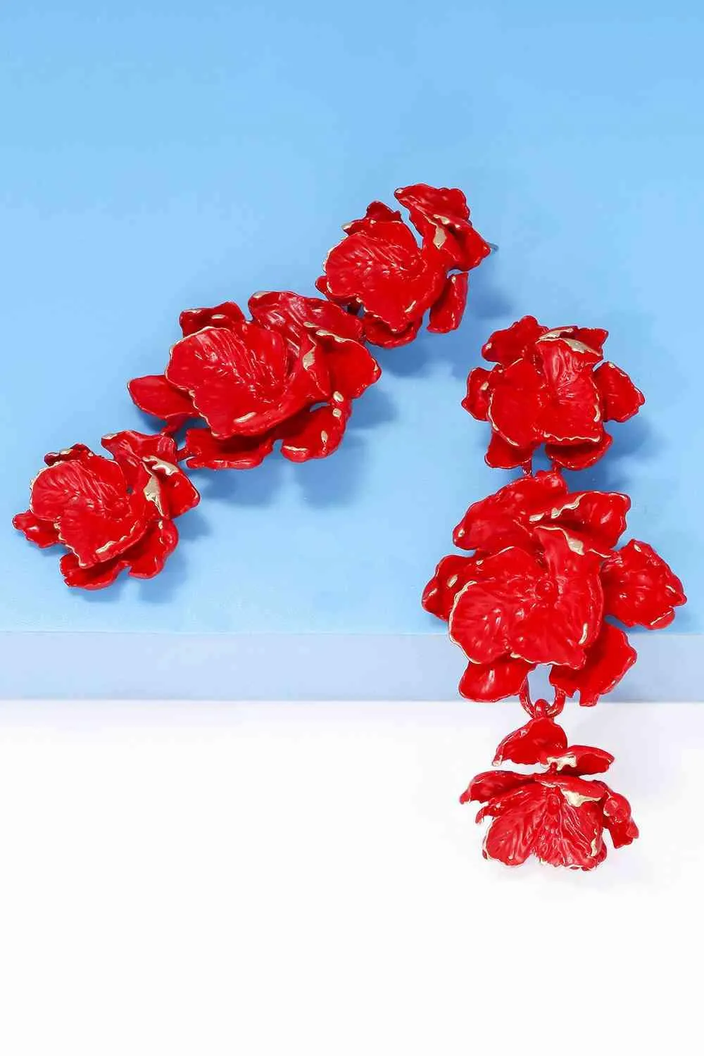 Chic Floral Zinc Alloy Dangle Earrings - Style Elevation