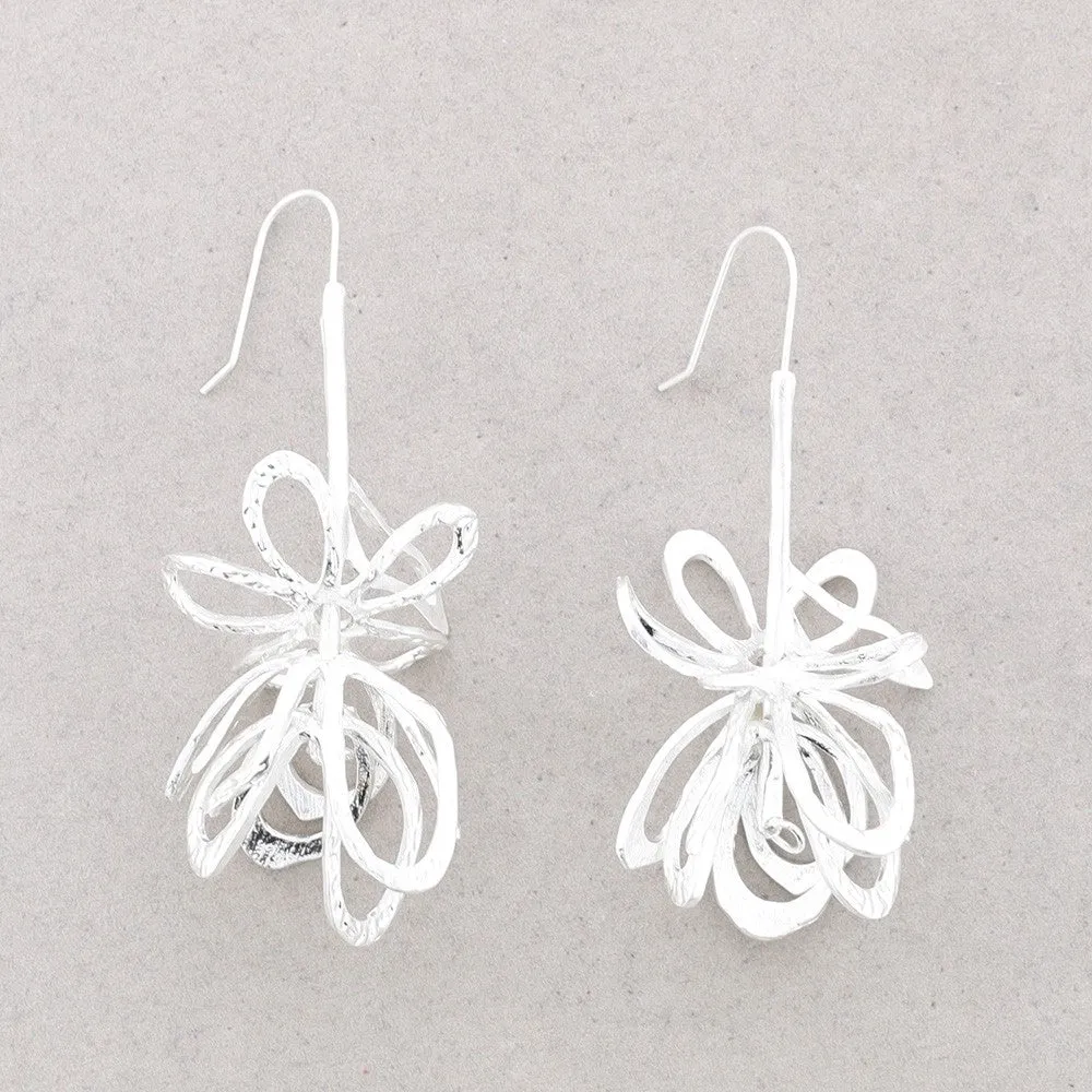 Dangling Flower Earrings