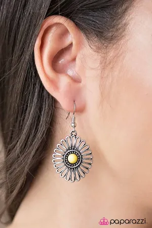 Forever and a Daisy - yellow