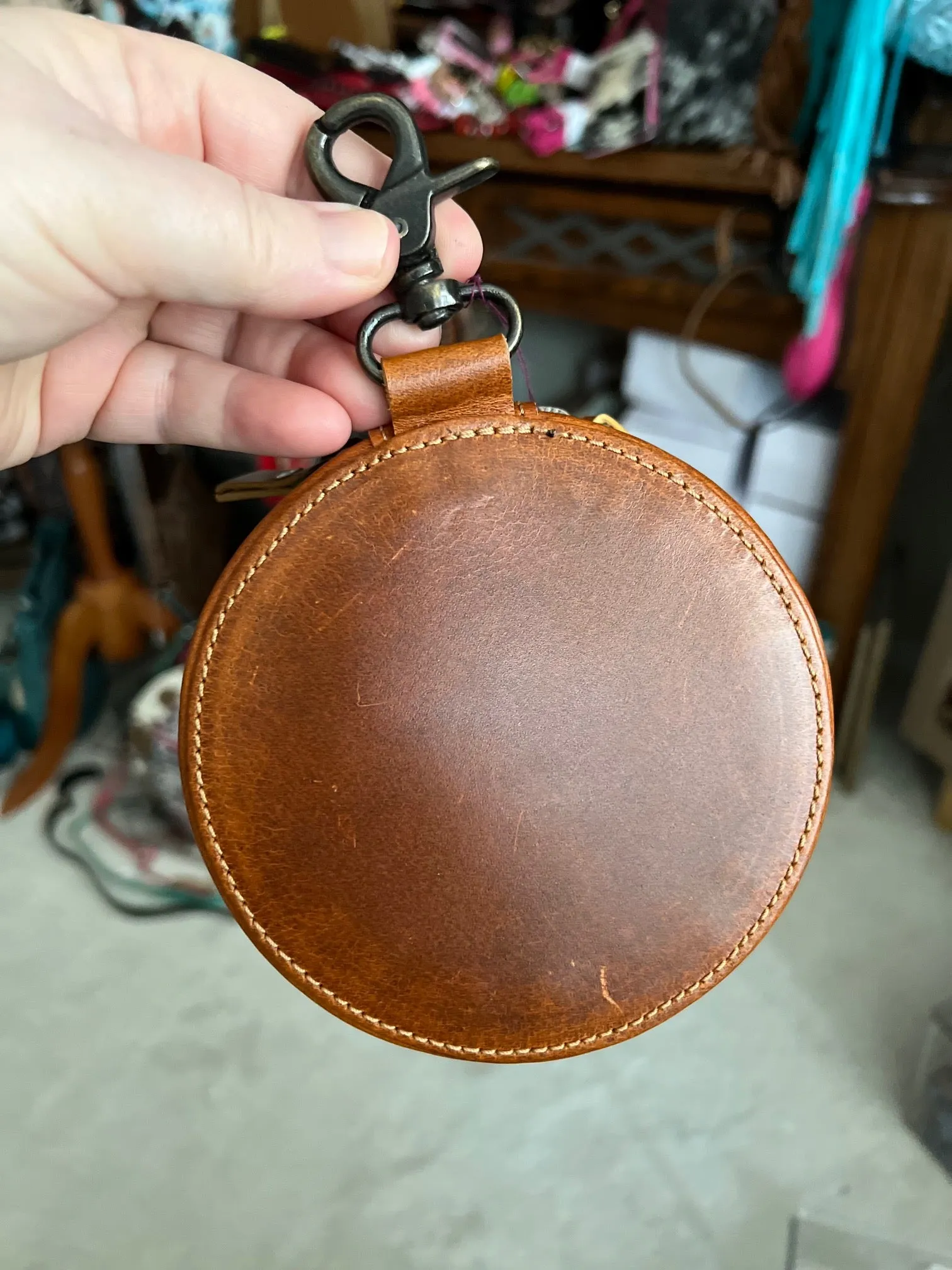 Genuine Leather Hand Cow Hide Round Jewelry Storage with Zipper Closure