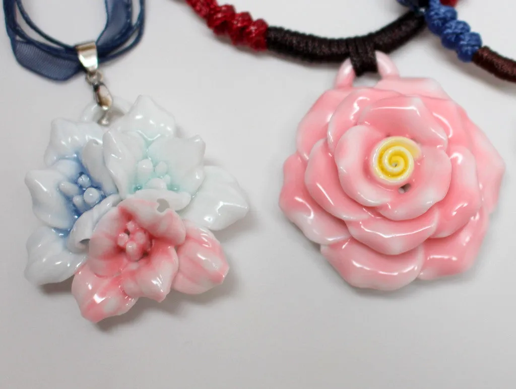 Hand-made Flower Necklace