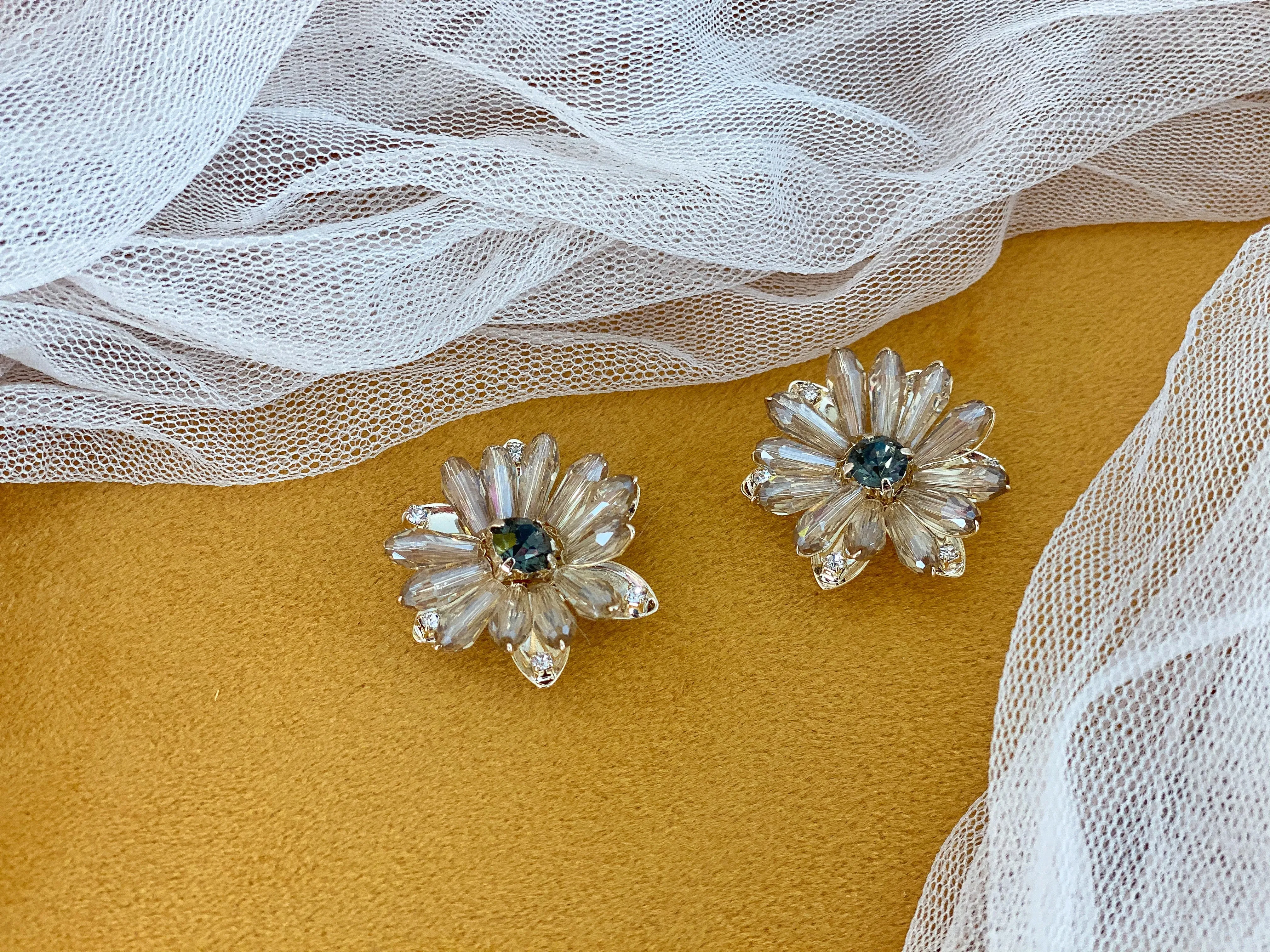 Hedone Earring