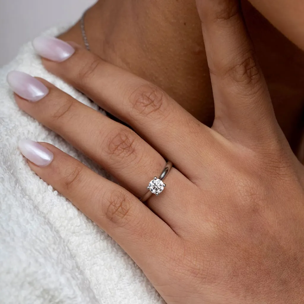 NADIA | Round Solitaire Diamond Set in Platinum 0.70ct