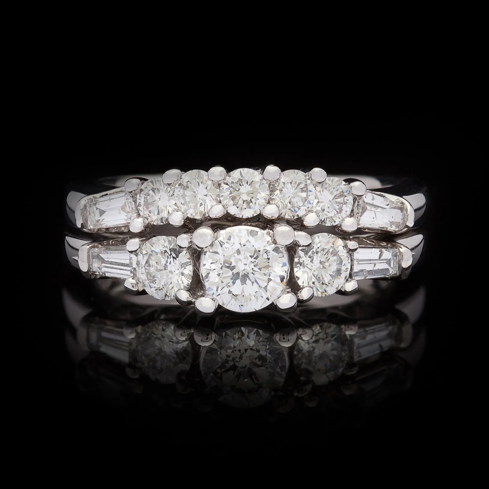 Round Brilliant Diamond Wedding Set