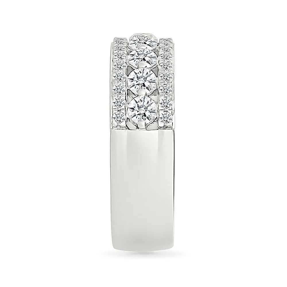 Trifecta Gleam Diamond Ring