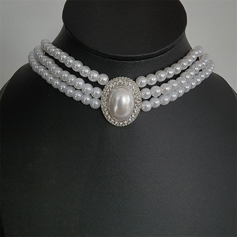 Wholesale French Elegant Vintage Choker Pearl Alloy Necklaces